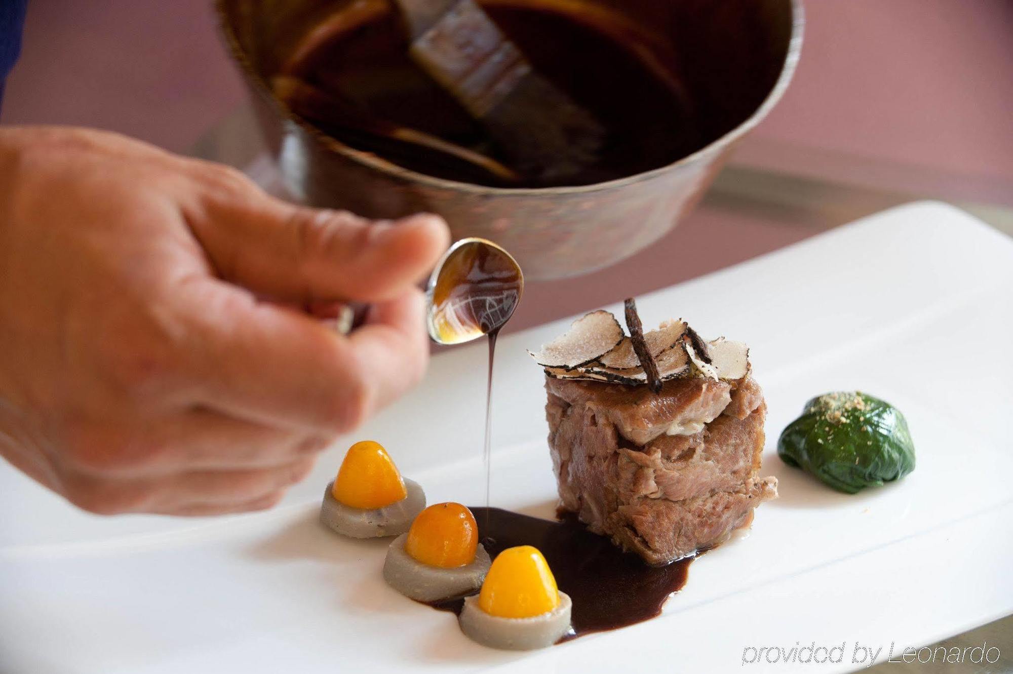 Viré Hotel Spa Frederic Carrion Et Sa Table Gastronomique מראה חיצוני תמונה