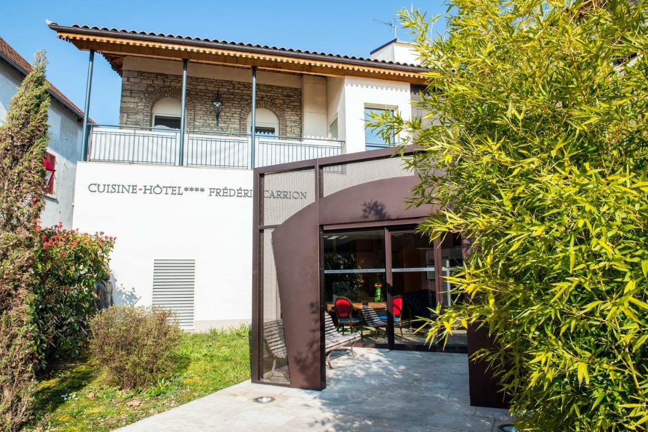 Viré Hotel Spa Frederic Carrion Et Sa Table Gastronomique מראה חיצוני תמונה